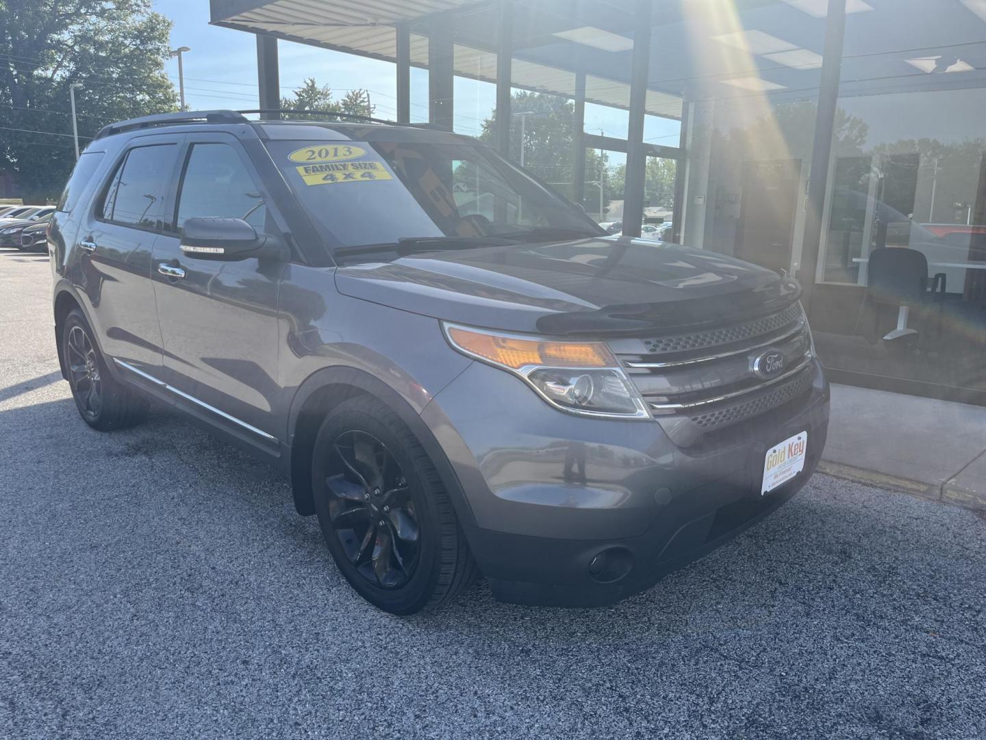 2013 Sterling Grey Metall Ford Explorer Limited 4WD (1FM5K8F86DG) with an 3.5L V6 DOHC 24V engine, 6-Speed Automatic transmission, located at 1633 W Kimberly, Davenport, IA, 52806, (563) 323-5341, 41.559456, -90.598732 - Photo#2