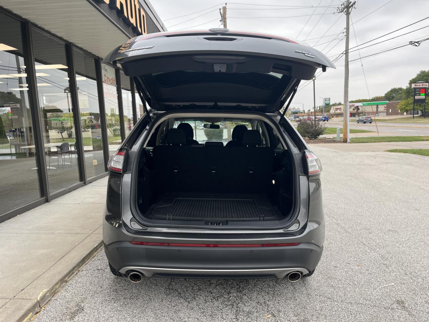 2018 Magnetic Metallic Ford Edge SEL (2FMPK4J8XJB) , located at 1633 W Kimberly, Davenport, IA, 52806, (563) 323-5341, 41.559456, -90.598732 - Photo#5