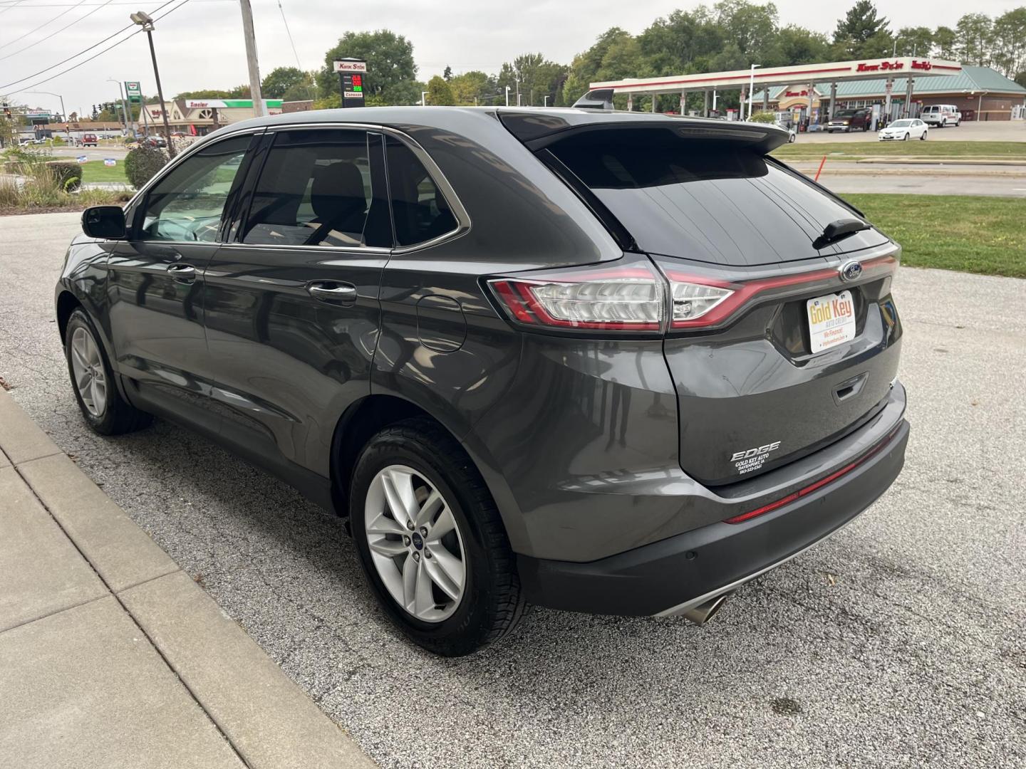 2018 Magnetic Metallic Ford Edge SEL (2FMPK4J8XJB) , located at 1633 W Kimberly, Davenport, IA, 52806, (563) 323-5341, 41.559456, -90.598732 - Photo#3