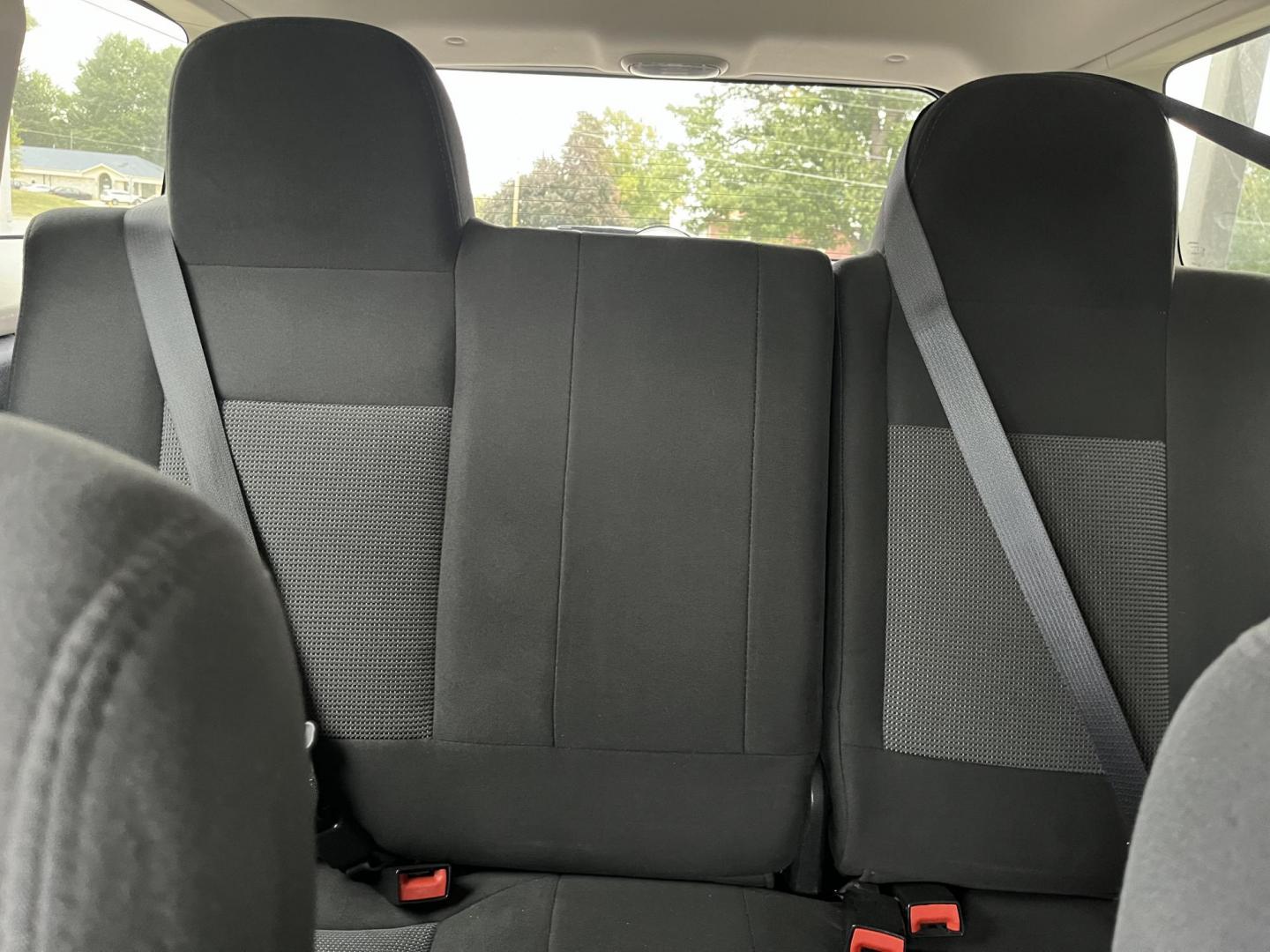 2016 Gun Metallic Jeep Patriot Latitude 4WD (1C4NJRFB8GD) with an 2.4L L4 DOHC 16V engine, located at 1633 W Kimberly, Davenport, IA, 52806, (563) 323-5341, 41.559456, -90.598732 - Photo#9