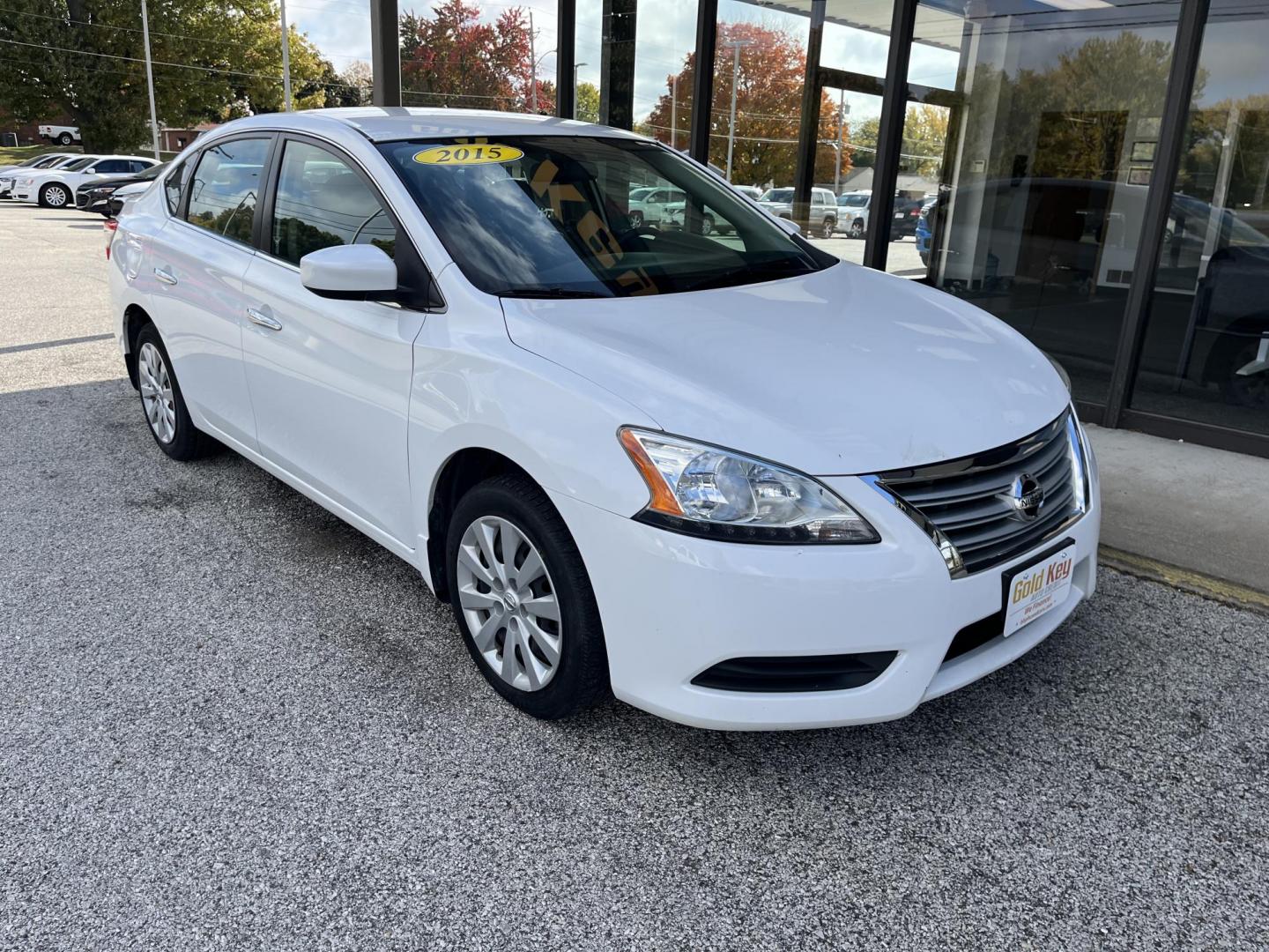 2015 Aspen White Nissan Sentra S (3N1AB7AP9FY) with an 1.8L I-4 DOHC engine, located at 1633 W Kimberly, Davenport, IA, 52806, (563) 323-5341, 41.559456, -90.598732 - Photo#2