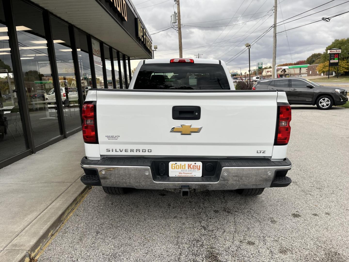 2014 Summit White Chevrolet Silverado 1500 2LZ (1GCVKSEC1EZ) , located at 1633 W Kimberly, Davenport, IA, 52806, (563) 323-5341, 41.559456, -90.598732 - Photo#4