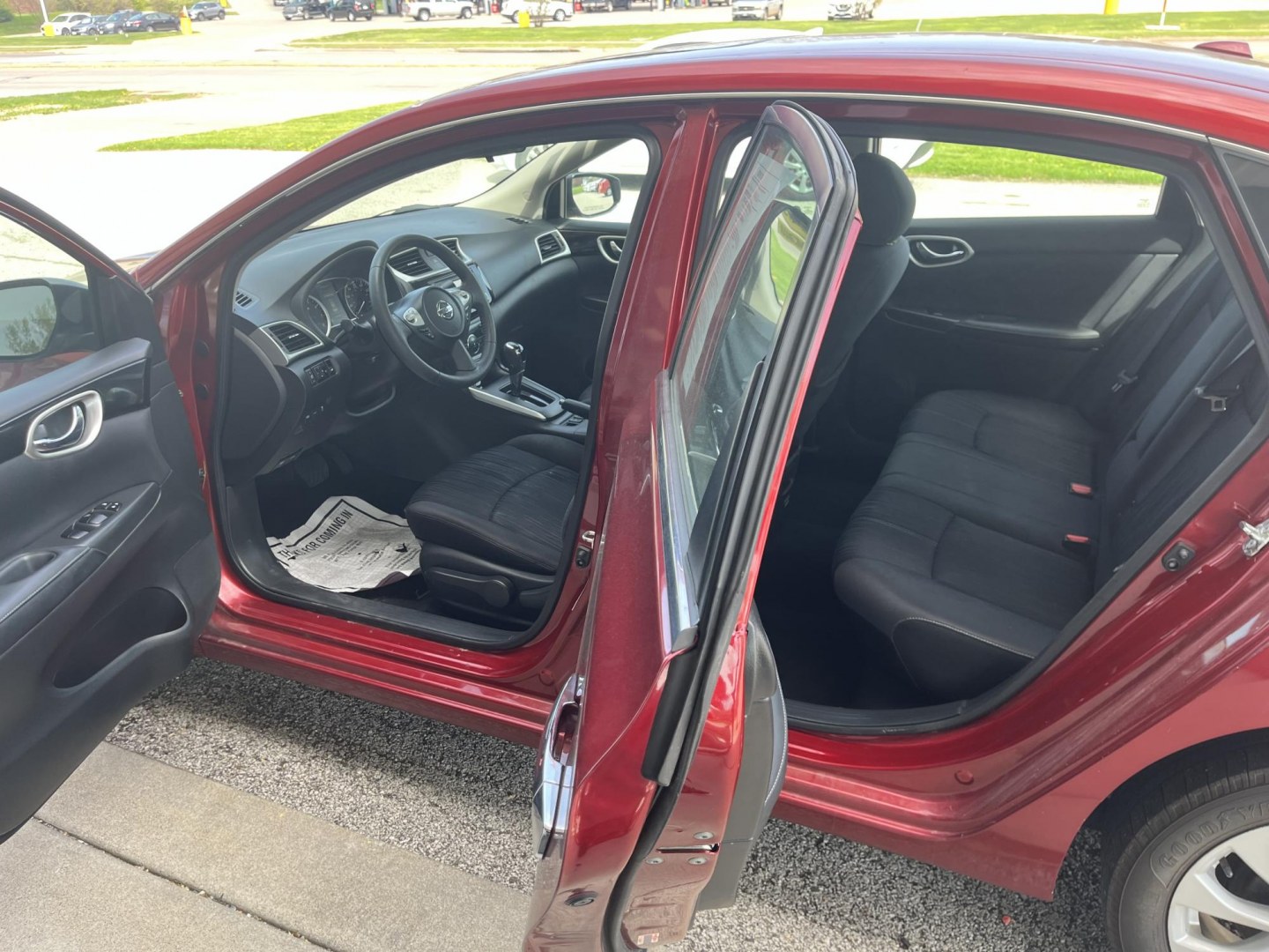 2018 Red Alert Nissan Sentra SV (3N1AB7AP3JY) with an 1.8L I-4 DOHC engine, located at 1633 W Kimberly, Davenport, IA, 52806, (563) 323-5341, 41.559456, -90.598732- Photo#8