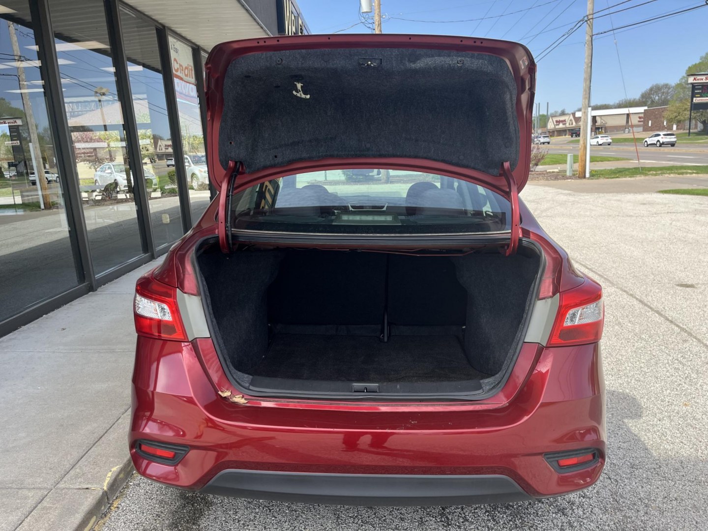 2018 Red Alert Nissan Sentra SV (3N1AB7AP3JY) with an 1.8L I-4 DOHC engine, located at 1633 W Kimberly, Davenport, IA, 52806, (563) 323-5341, 41.559456, -90.598732- Photo#5