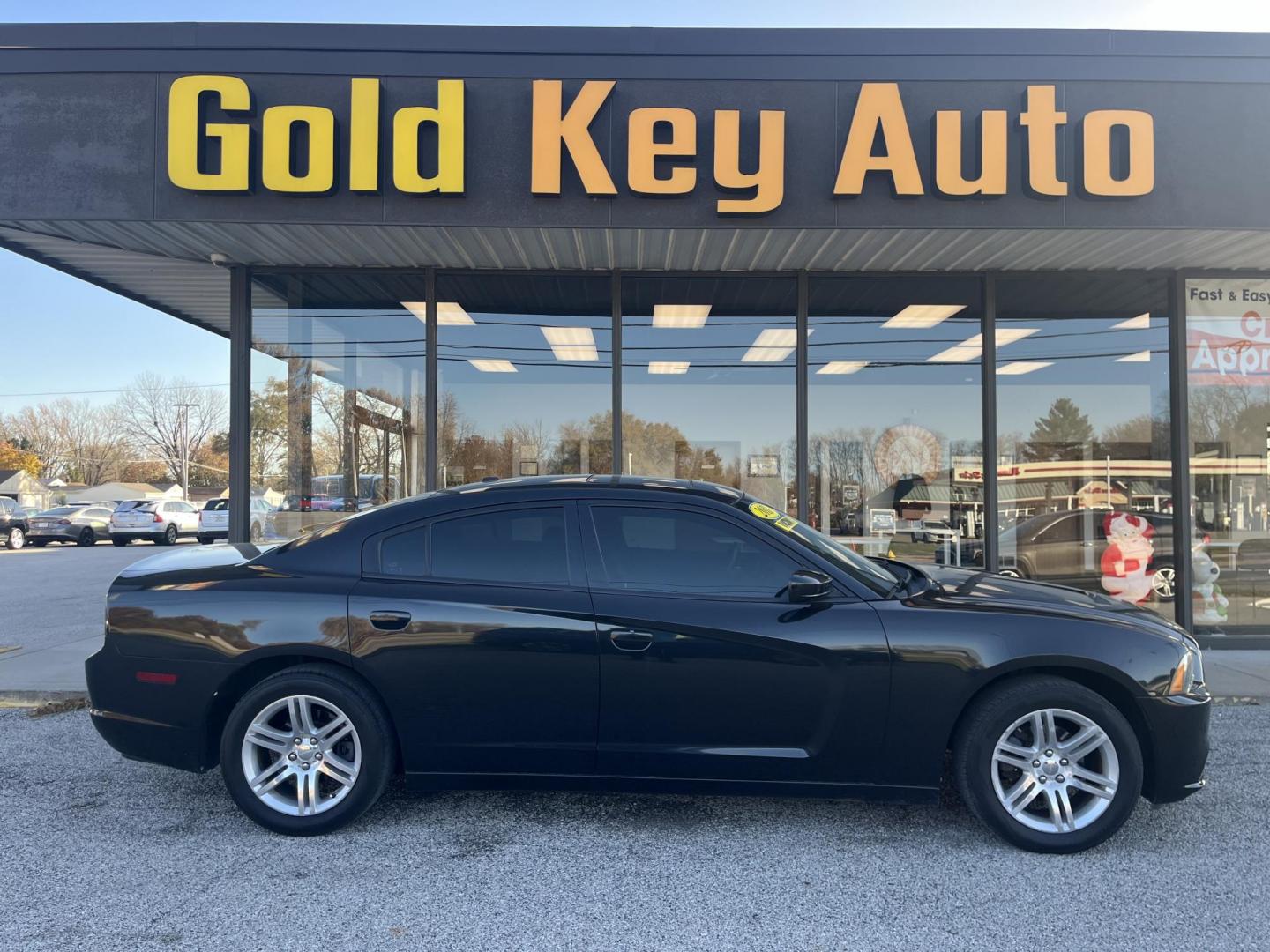 2011 Black Dodge Charger SE (2B3CL3CG6BH) , located at 1633 W Kimberly, Davenport, IA, 52806, (563) 323-5341, 41.559456, -90.598732 - Photo#0