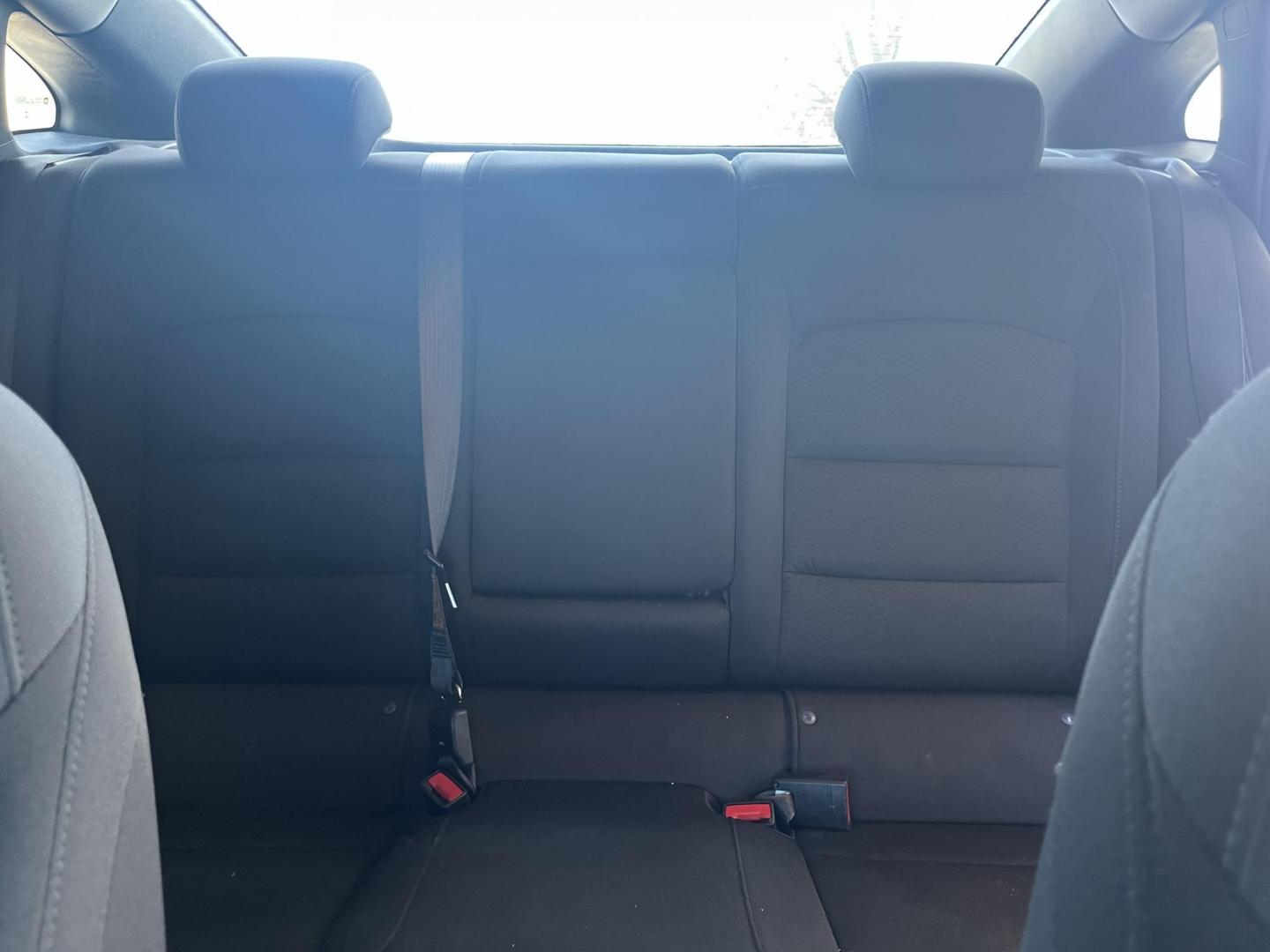 2022 Dark Ash Metallic Chevrolet Malibu FWD LT (1G1ZD5ST1NF) with an ECOTEC 1.5L I-4 gasoline direct injection engine, located at 1633 W Kimberly, Davenport, IA, 52806, (563) 323-5341, 41.559456, -90.598732 - Photo#9