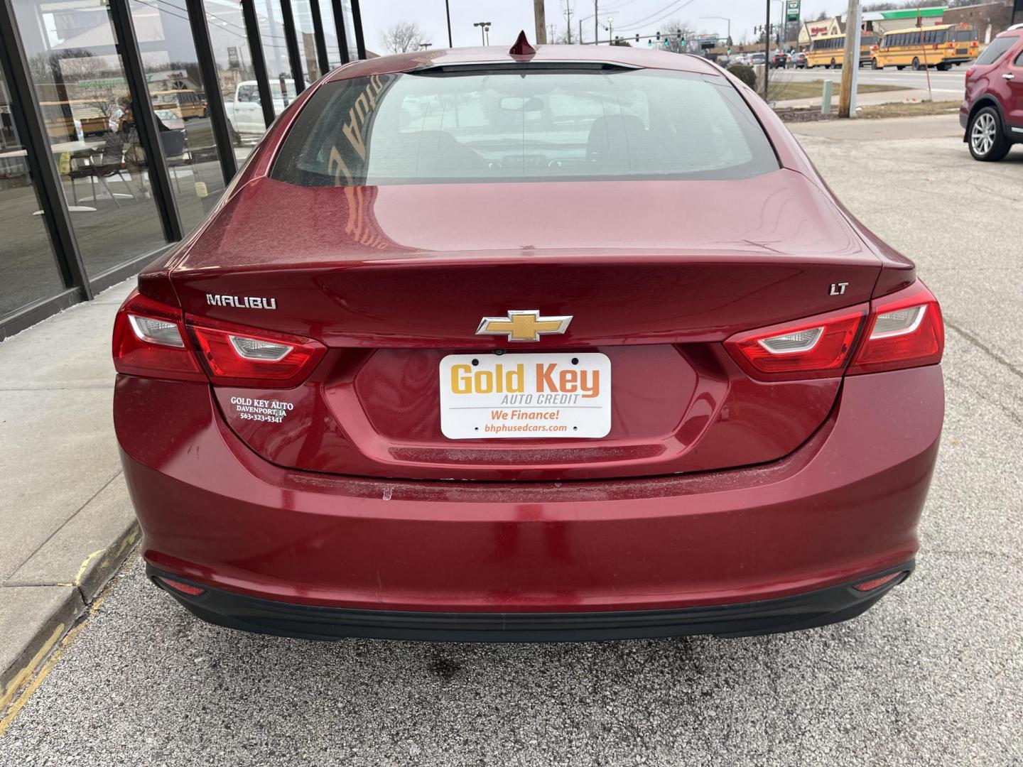 2018 Cajun Red Tintcoat Chevrolet Malibu LT (1G1ZD5ST5JF) with an ECOTEC 1.5L I-4 gasoline direct injection engine, located at 1633 W Kimberly, Davenport, IA, 52806, (563) 323-5341, 41.559456, -90.598732 - Photo#4