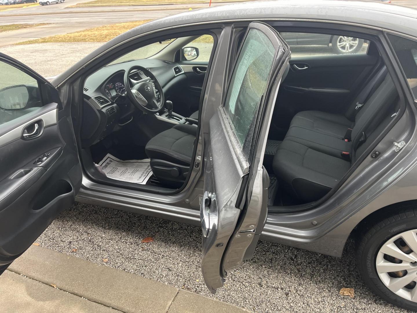 2017 Gun Metallic Nissan Sentra S (3N1AB7AP2HY) with an 1.8L I-4 DOHC engine, located at 1633 W Kimberly, Davenport, IA, 52806, (563) 323-5341, 41.559456, -90.598732 - Photo#8