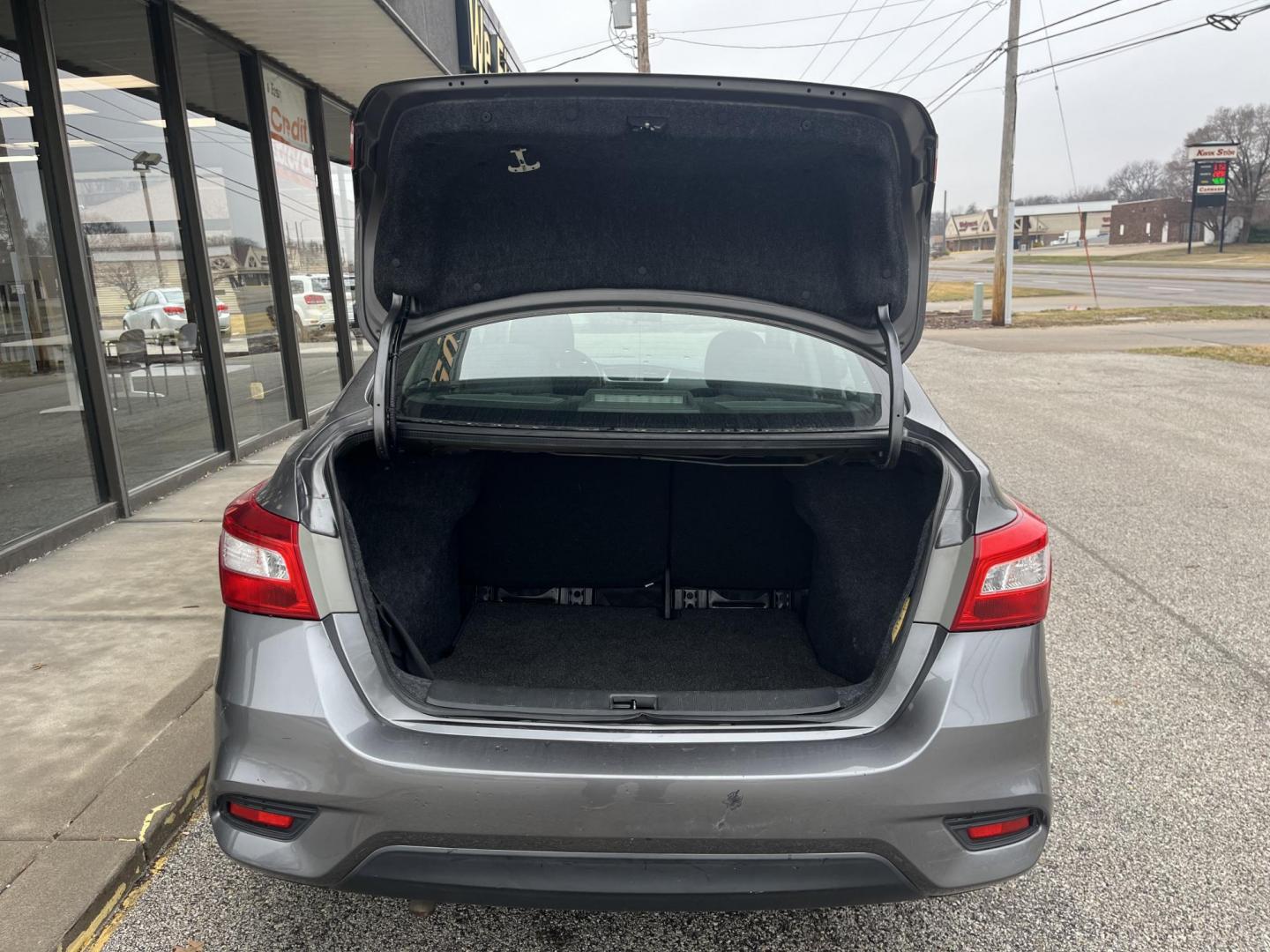 2017 Gun Metallic Nissan Sentra S (3N1AB7AP2HY) with an 1.8L I-4 DOHC engine, located at 1633 W Kimberly, Davenport, IA, 52806, (563) 323-5341, 41.559456, -90.598732 - Photo#5