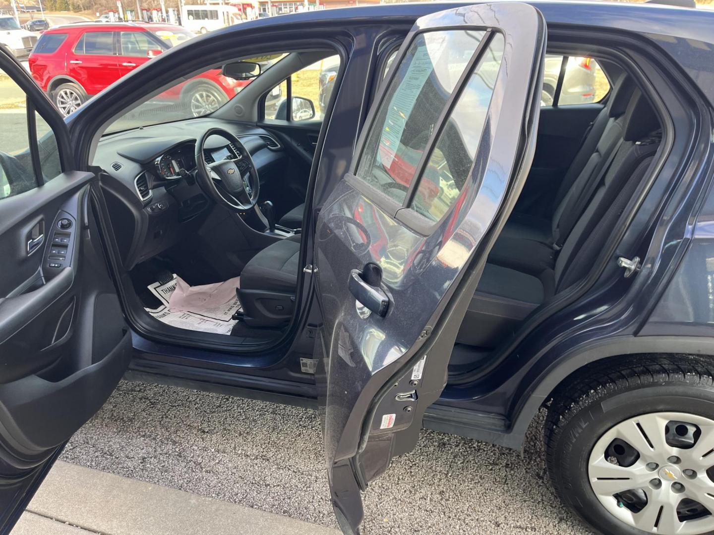 2019 Nightfall Gray Metallic Chevrolet Trax LS (3GNCJKSB3KL) with an Ecotec 1.4L I-4 DOHC engine, located at 1633 W Kimberly, Davenport, IA, 52806, (563) 323-5341, 41.559456, -90.598732 - Photo#1