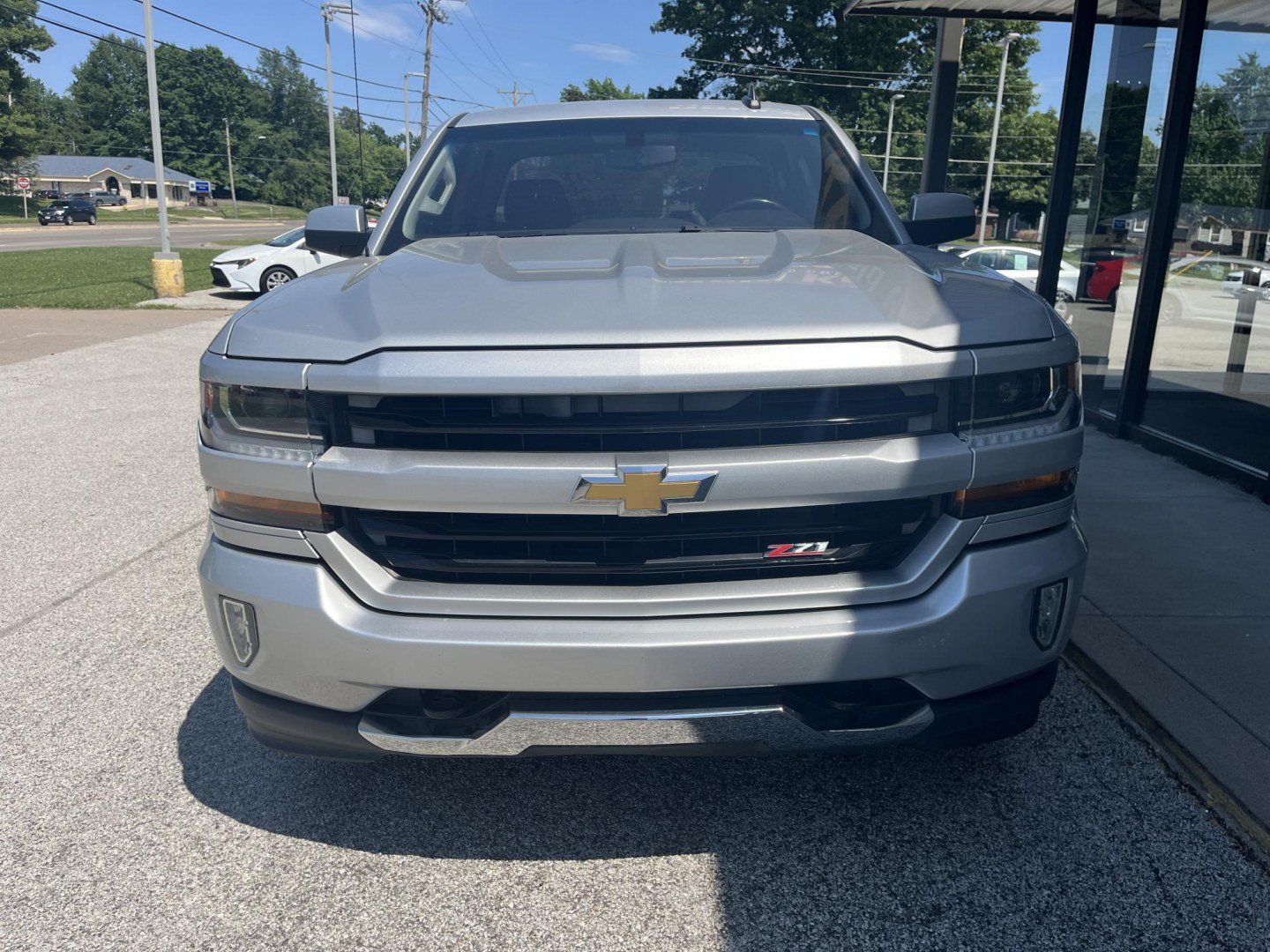 2017 Silver Ice Metallic /Dark Ash/Jet Black Chevrolet Silverado 1500 2LT (1GCVKREC5HZ) , located at 1633 W Kimberly, Davenport, IA, 52806, (563) 323-5341, 41.559456, -90.598732- Photo#1