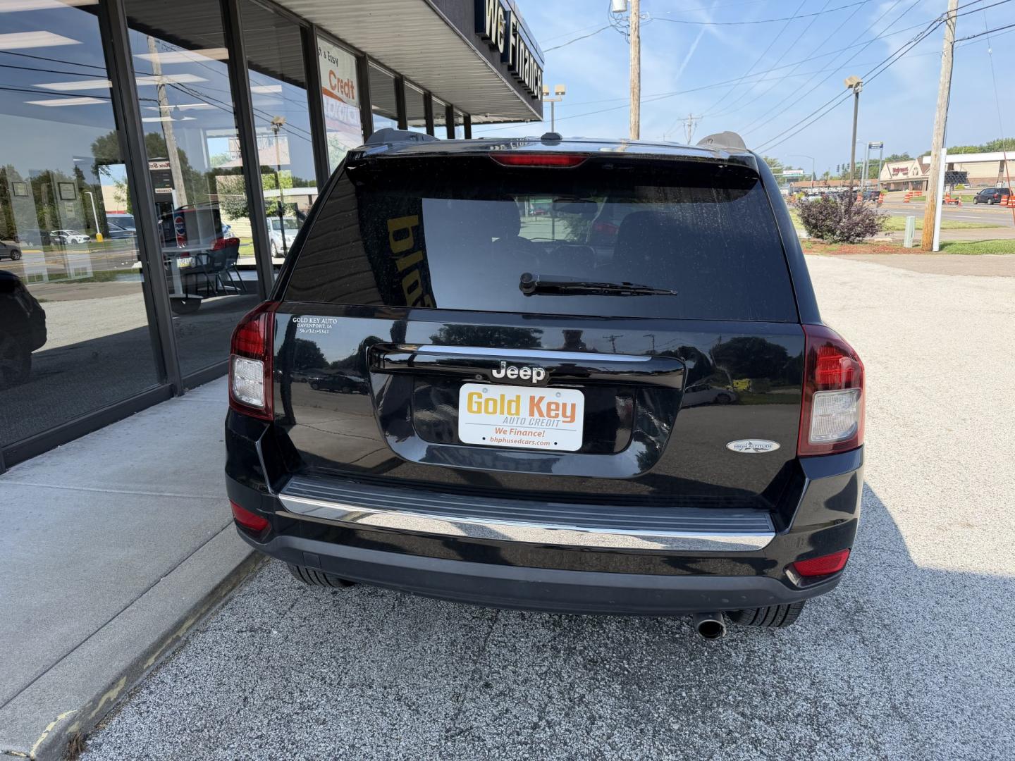 2016 Black Jeep Compass Latitude (1C4NJCEA1GD) , Auto transmission, located at 1633 W Kimberly, Davenport, IA, 52806, (563) 323-5341, 41.559456, -90.598732- Photo#4