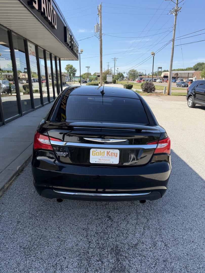 2013 Black /Black Leather Interior Chrysler 200 Limited (1C3CCBCG7DN) with an 3.6L V6 DOHC 24V FFV engine, 6-Speed Automatic transmission, located at 1633 W Kimberly, Davenport, IA, 52806, (563) 323-5341, 41.559456, -90.598732- Photo#3