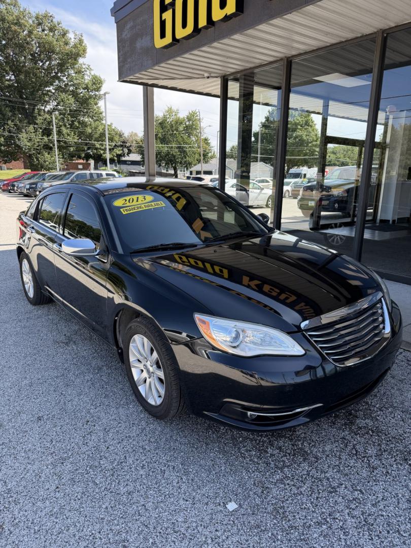 2013 Black /Black Leather Interior Chrysler 200 Limited (1C3CCBCG7DN) with an 3.6L V6 DOHC 24V FFV engine, 6-Speed Automatic transmission, located at 1633 W Kimberly, Davenport, IA, 52806, (563) 323-5341, 41.559456, -90.598732- Photo#2